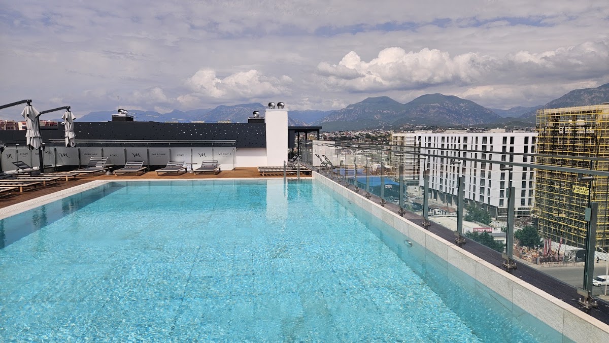 Mercure Tirana