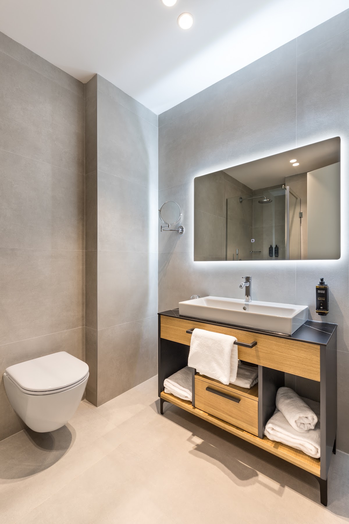 Mercure Tirana