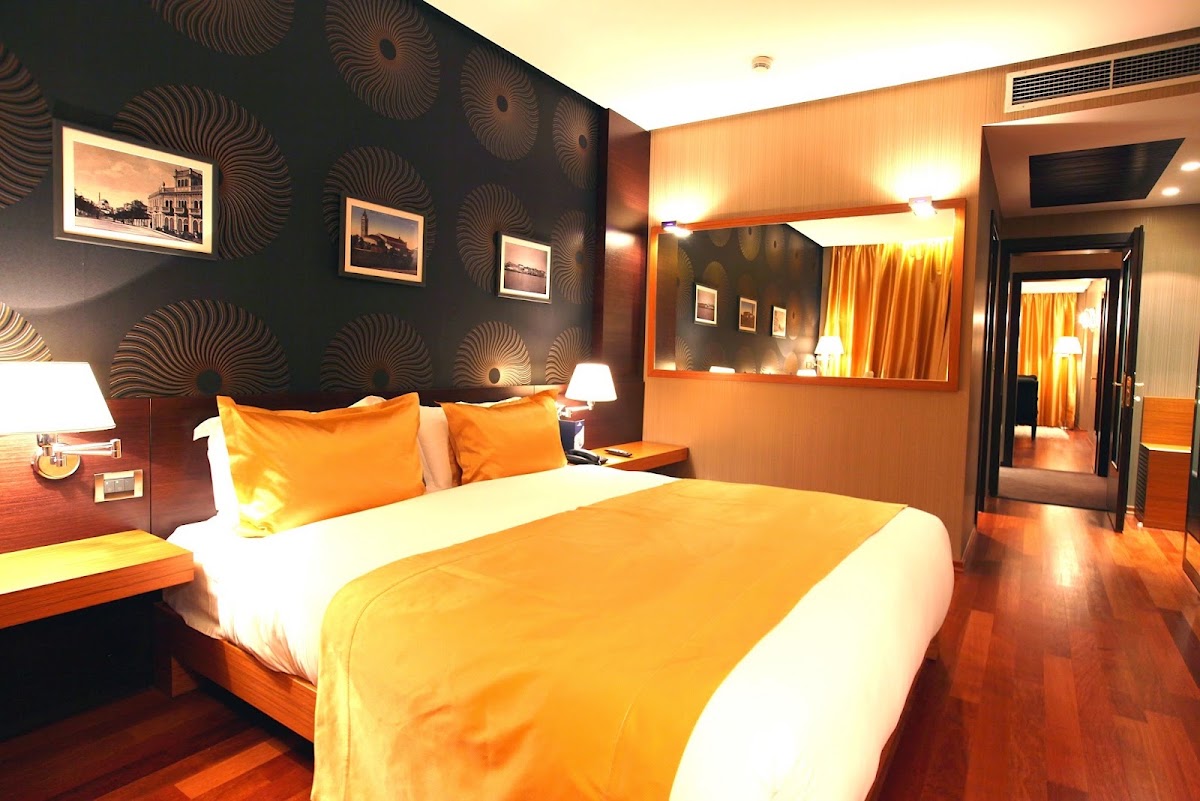 Tirana International Hotel & Conference Center