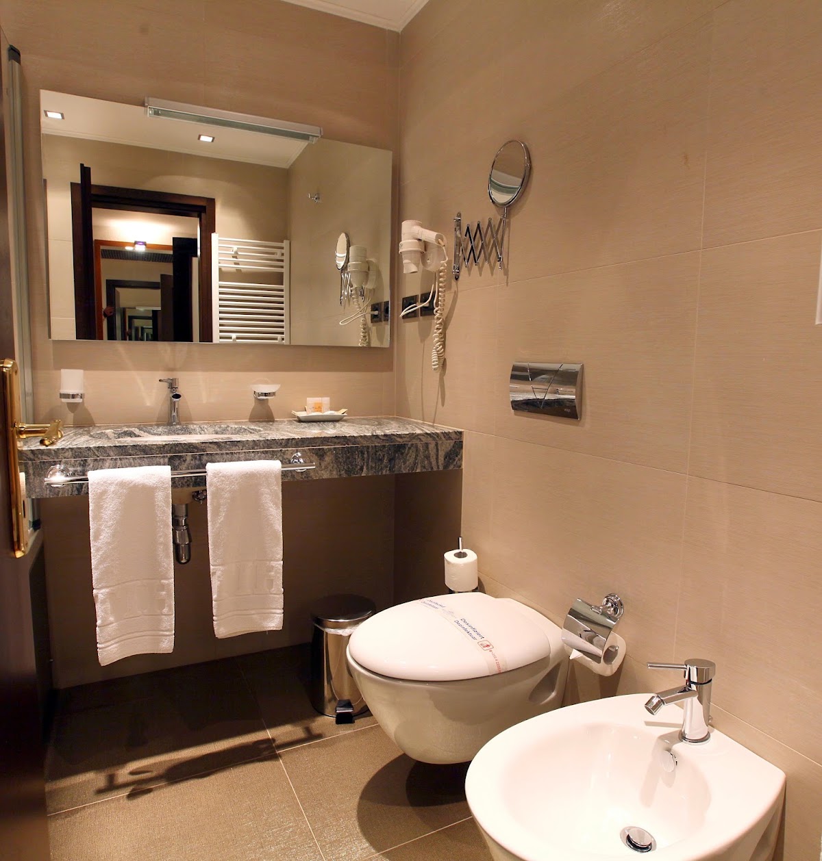Tirana International Hotel & Conference Center