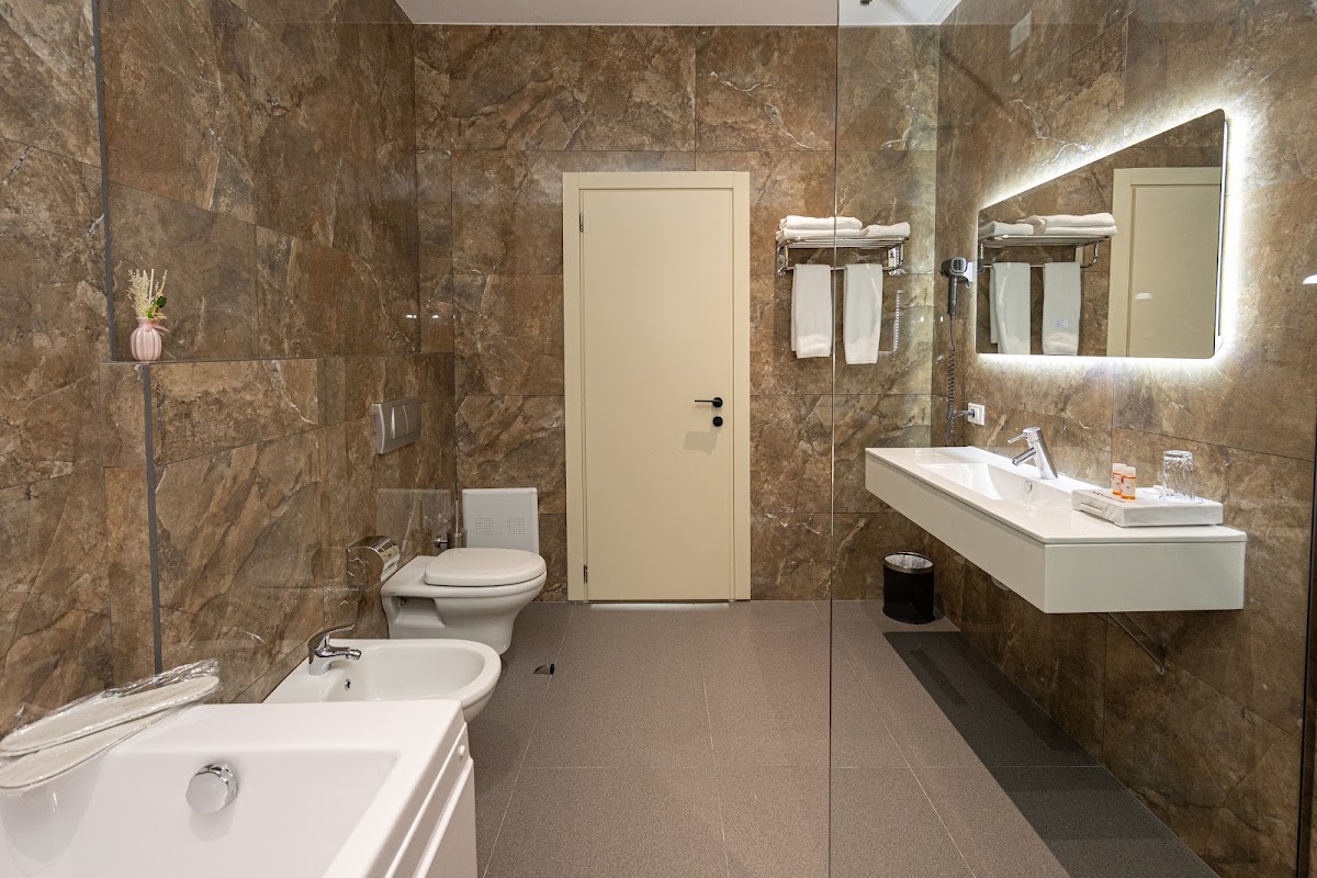 Sky Hotel Tirana
