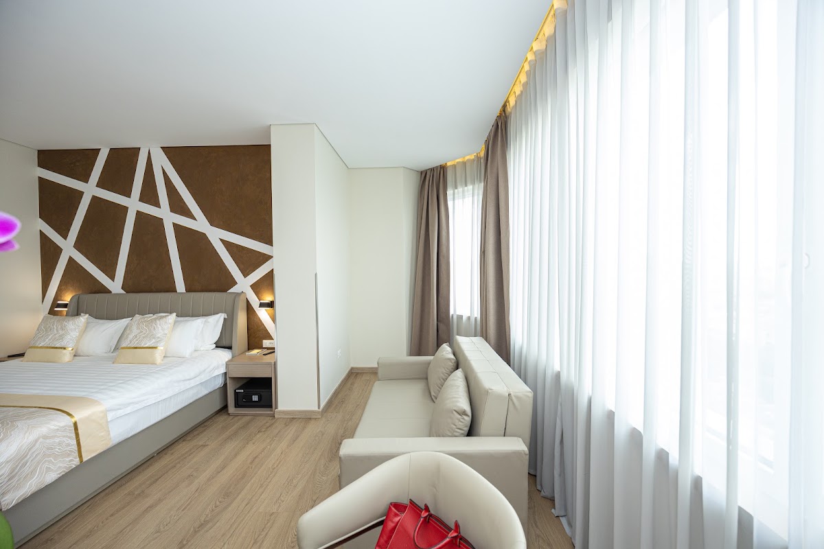 Sky Hotel Tirana