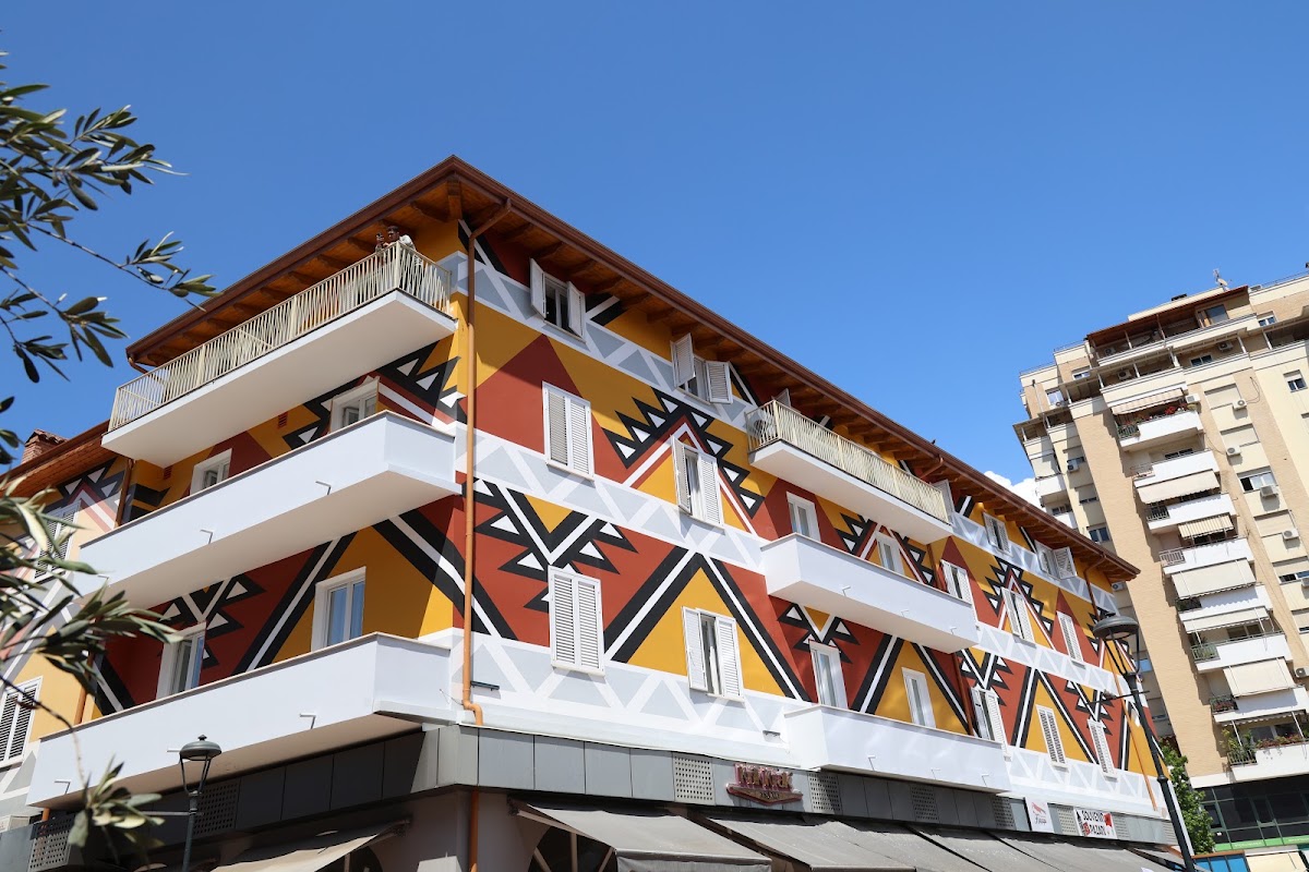 Bazaar Hotel