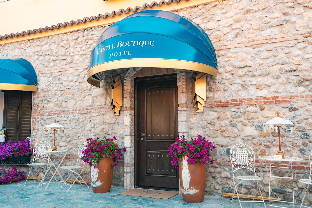 Castle Boutique Hotel
