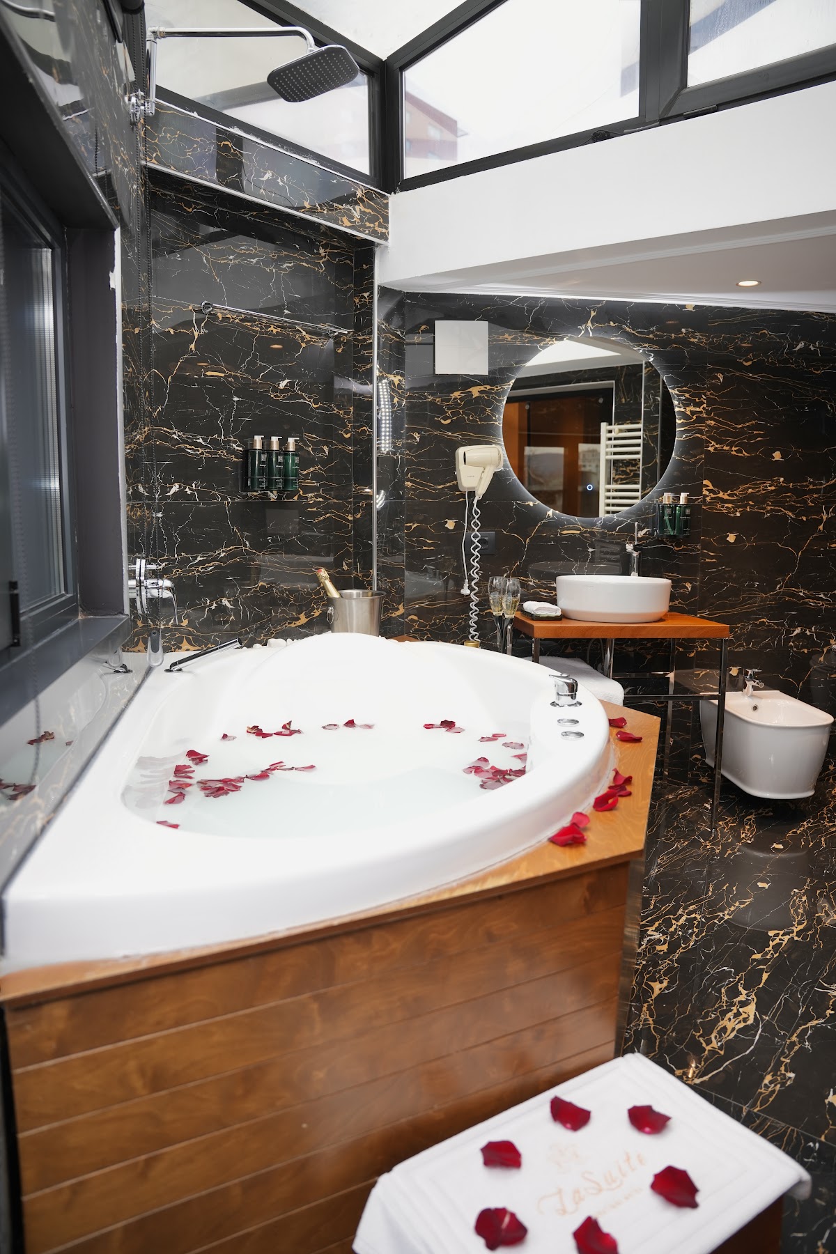 La Suite Boutique Hotel