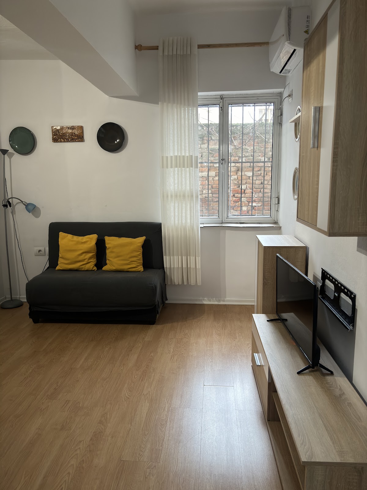 Budget Retreat Tirana & Studios