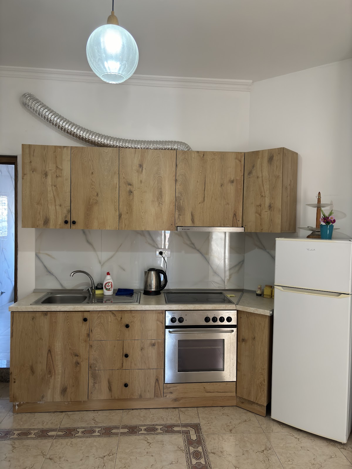 Budget Retreat Tirana & Studios