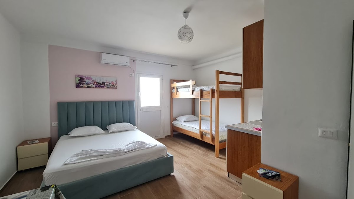 Dhoma Plazhi Nefeli Vlorë