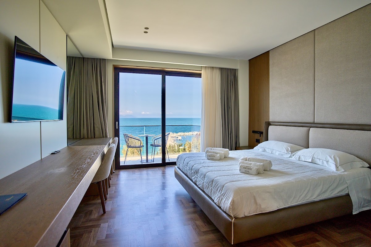 Mazarine Hotel and Restaurant