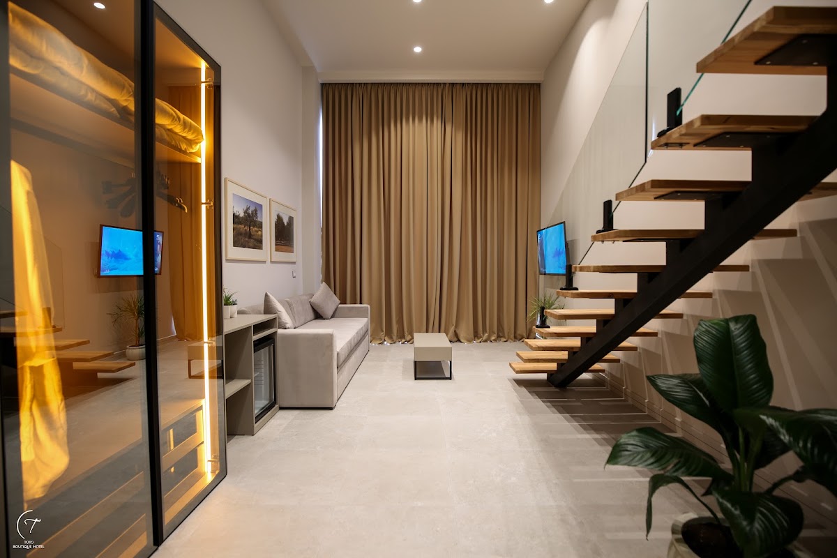 Toto Hotel