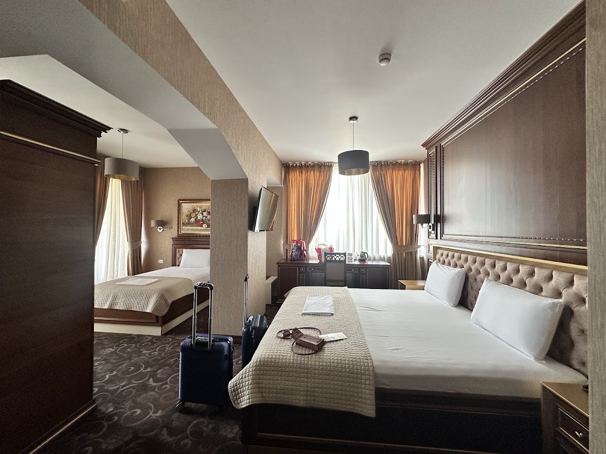 Hotel Rozafa