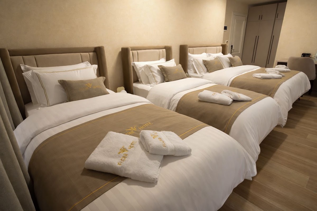 Floir Hotel