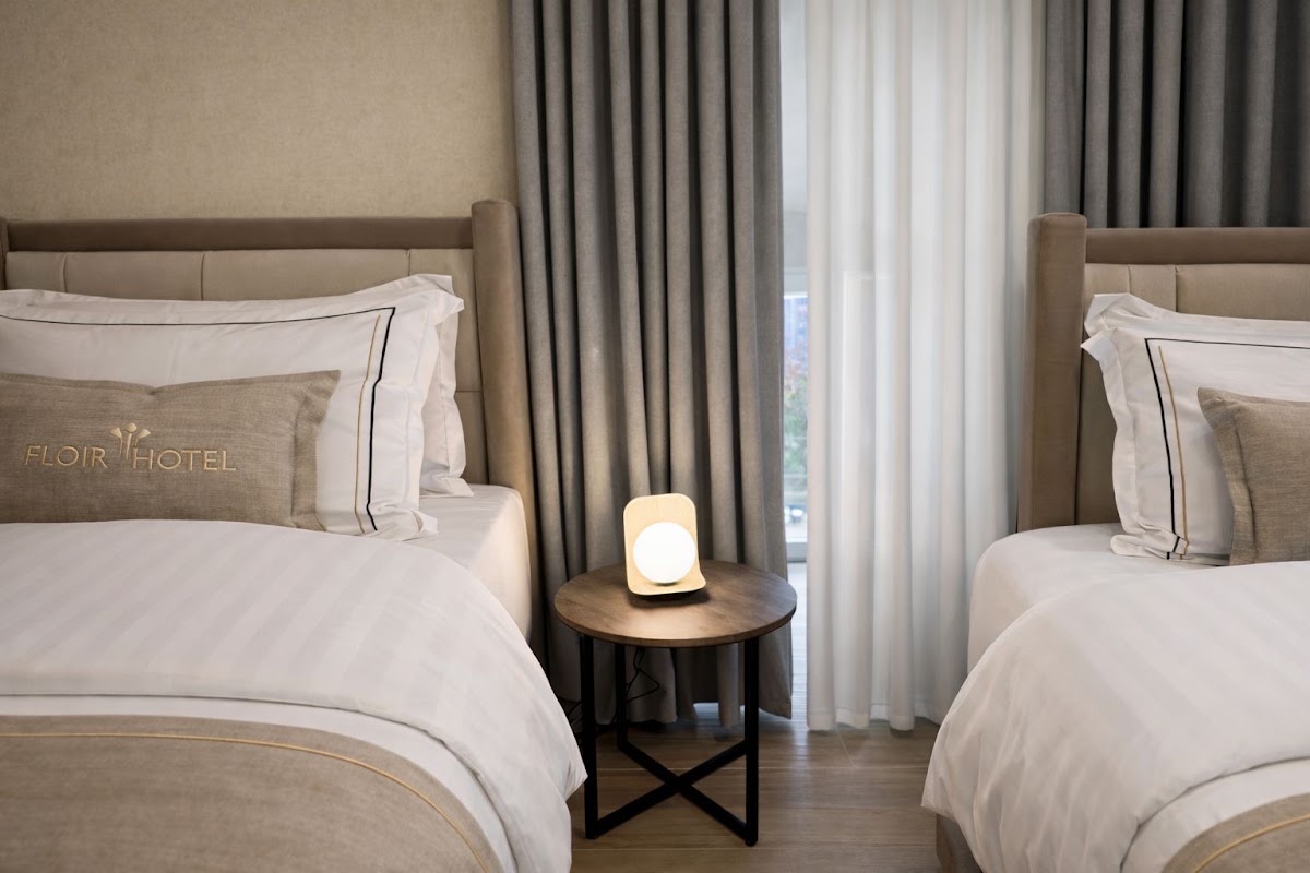 Floir Hotel