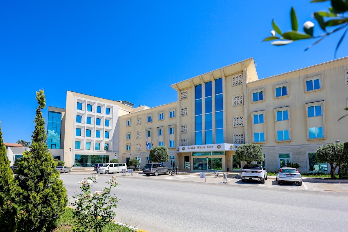 Hotel & Restaurant Grand White City Berat Albania