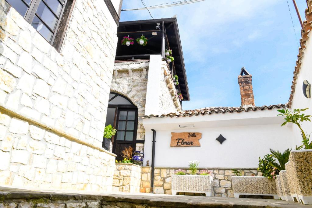 Villa Elmar Hotel & Restaurant, Berat