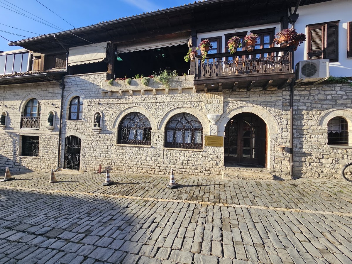 Hotel Mangalemi