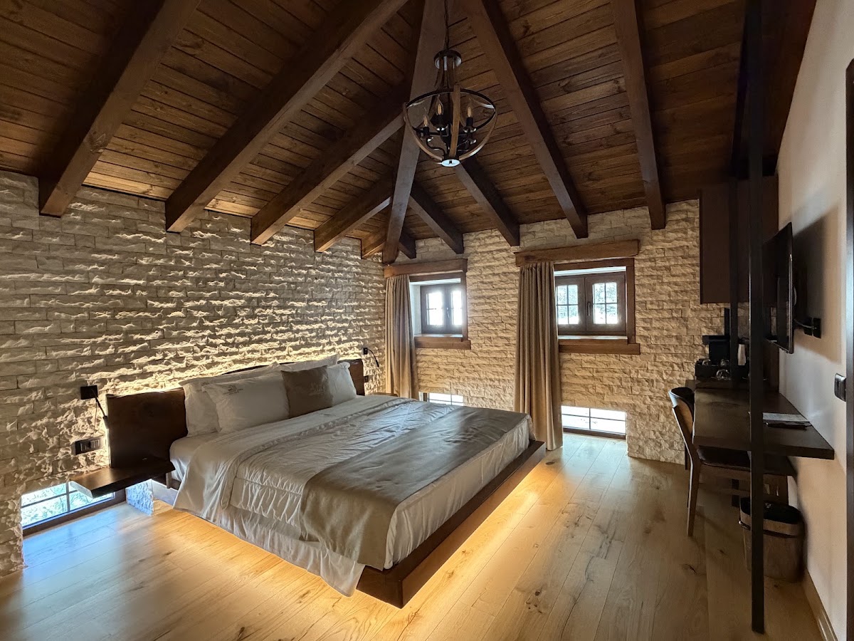 GrandView Hotel, Berat