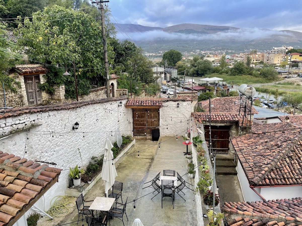 GrandView Hotel, Berat