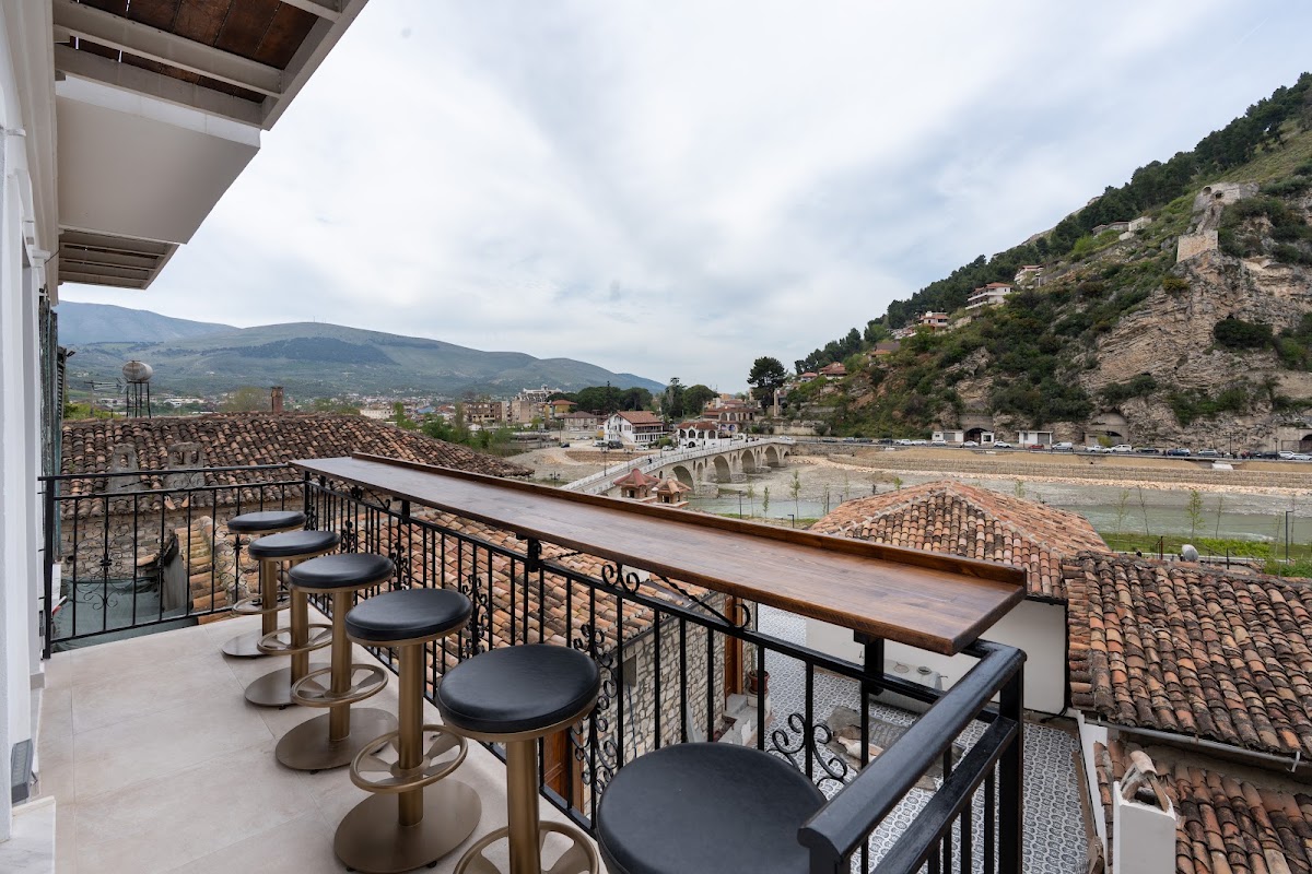 GrandView Hotel, Berat