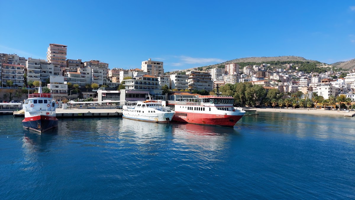 Titania Hotel, Sarande