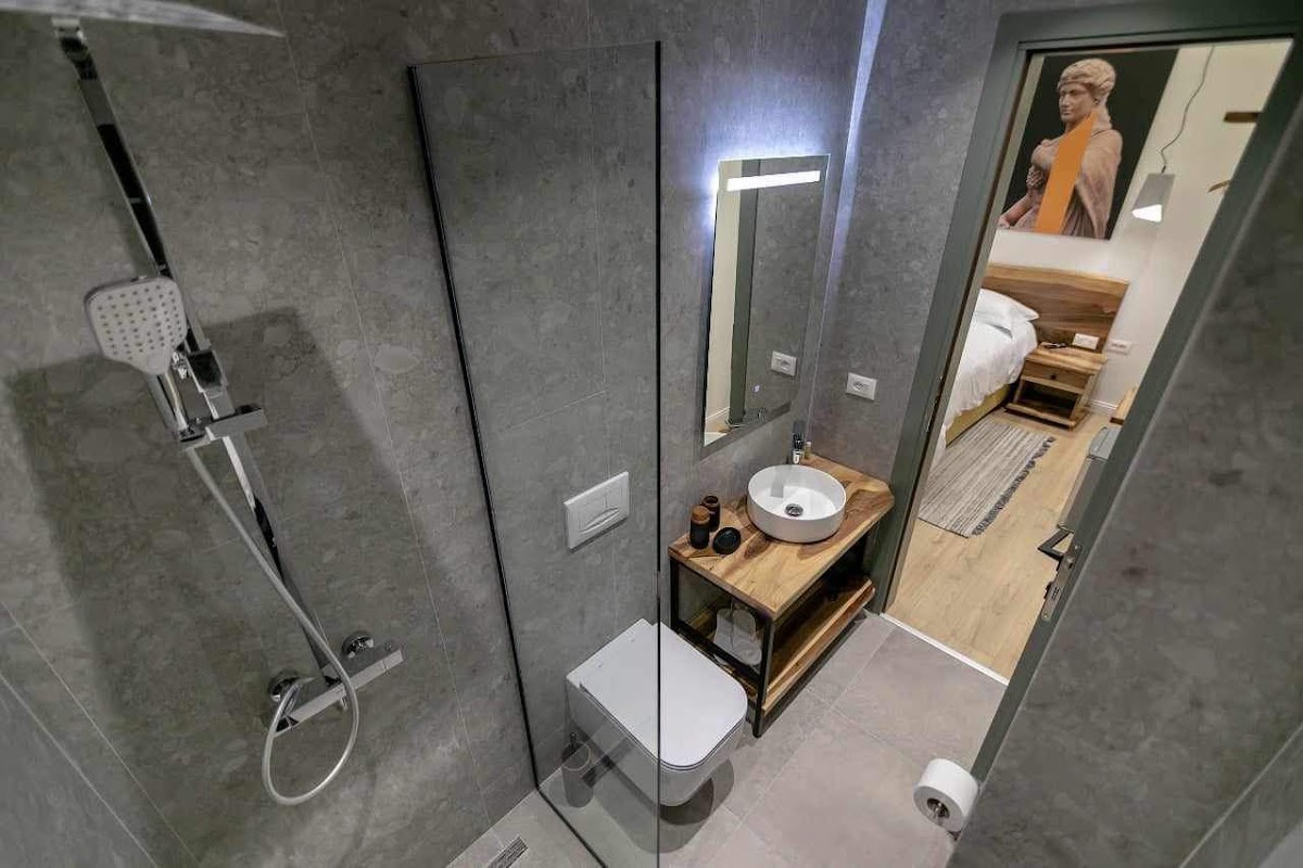 Elegance Boutique Hotel