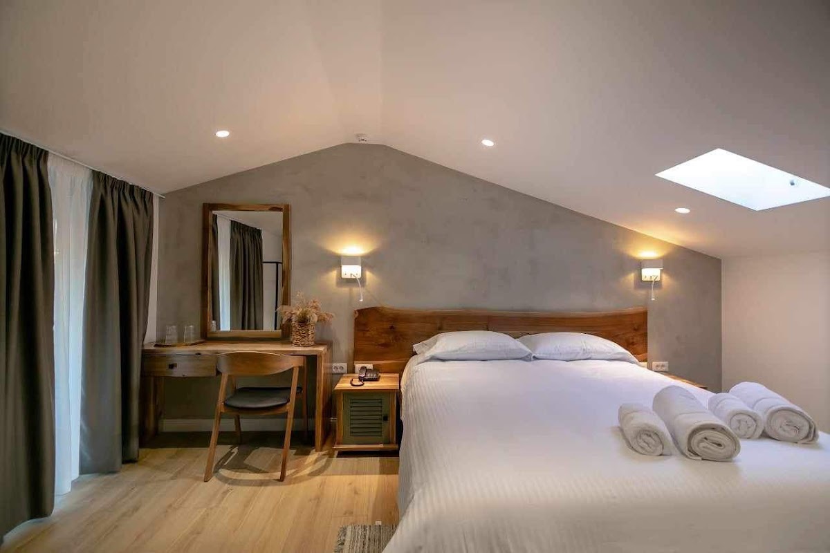 Elegance Boutique Hotel
