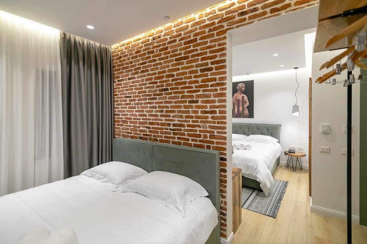 Elegance Boutique Hotel