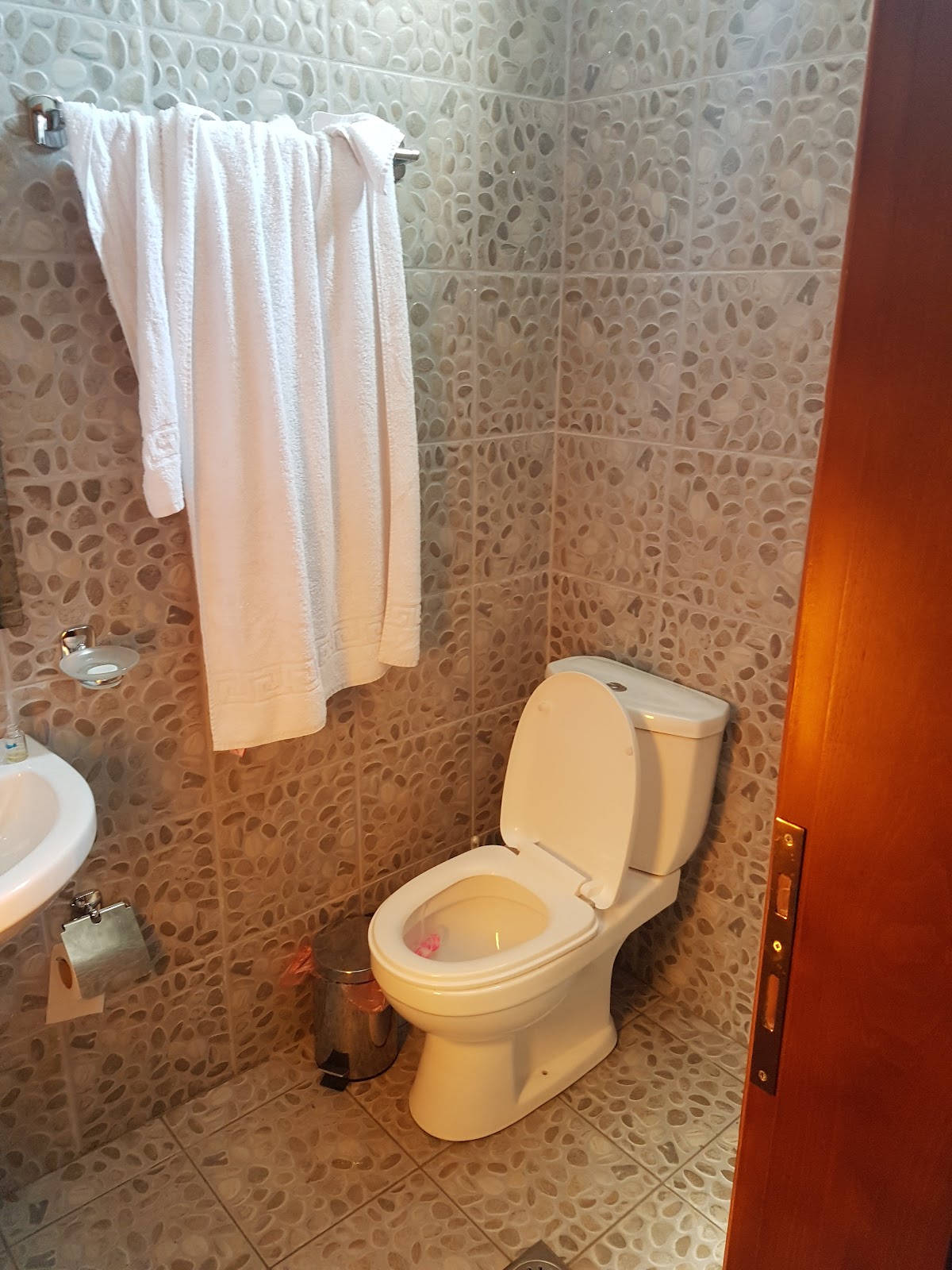 Hotel Bujtina e Bardhë