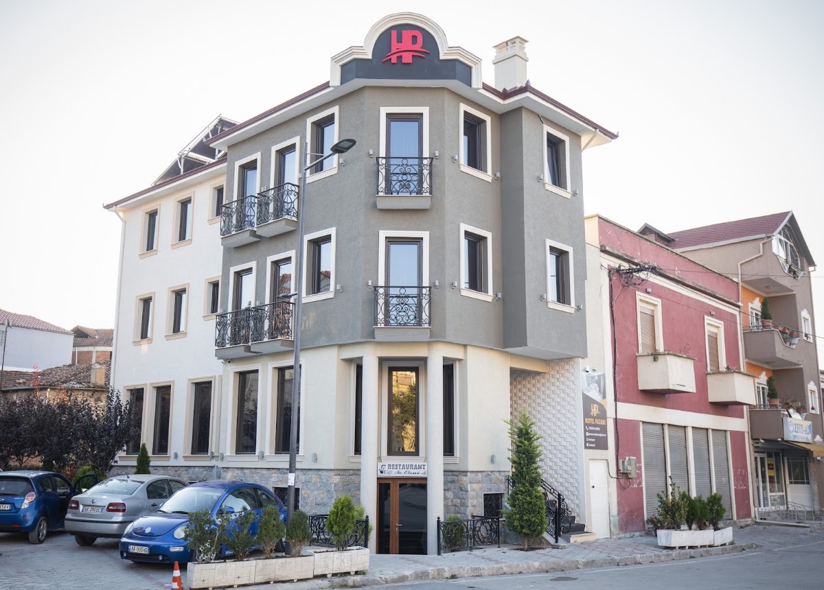 Hotel Pazari & Apartments