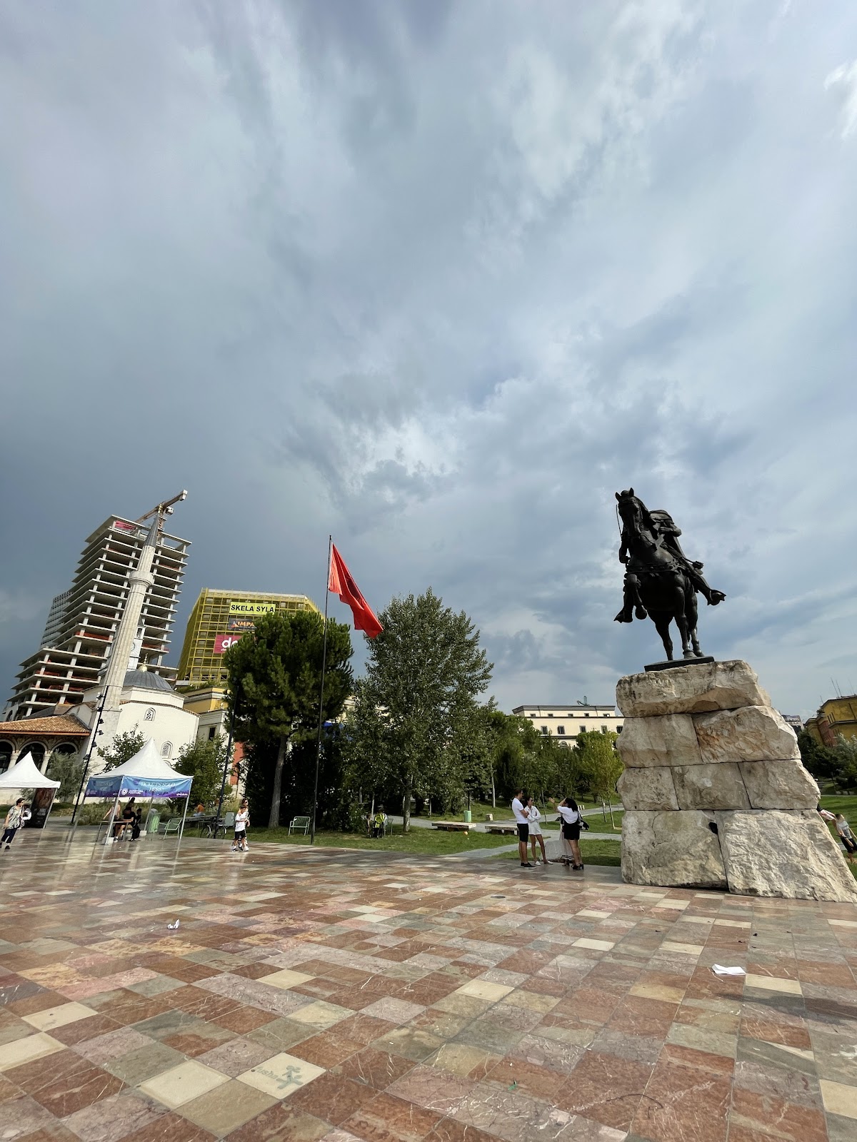 Skanderbeg Square