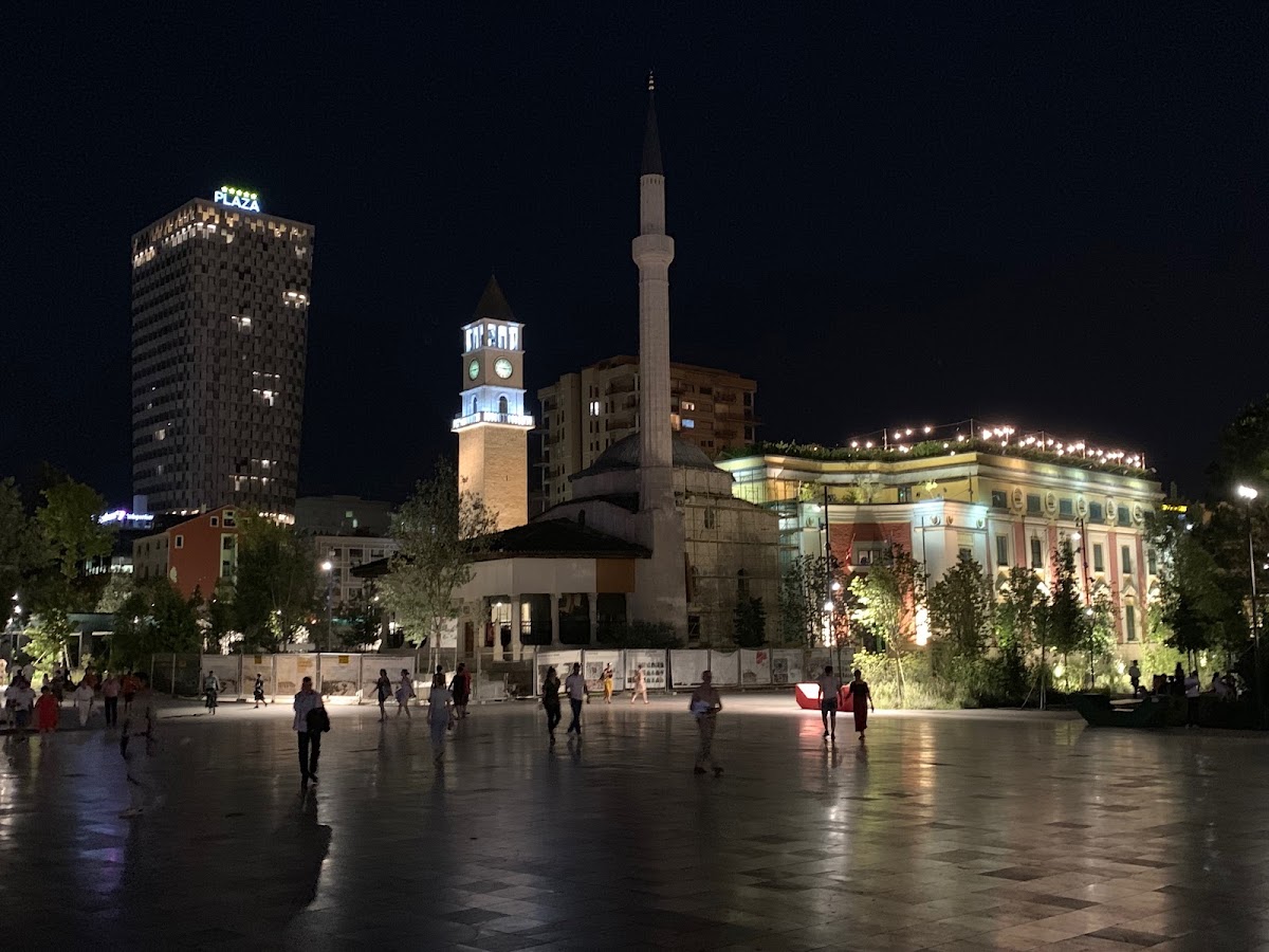 Skanderbeg Square