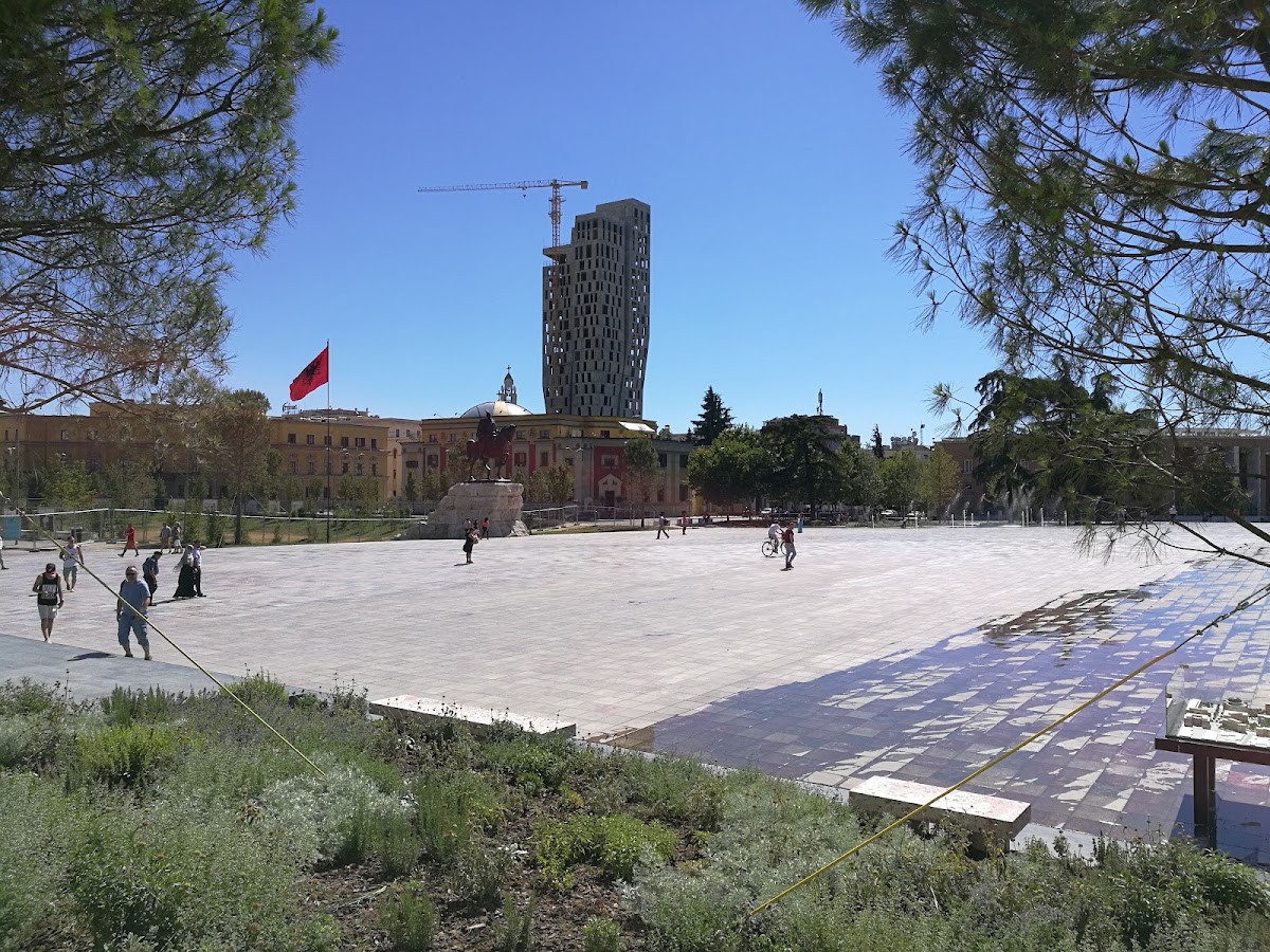 Skanderbeg Square