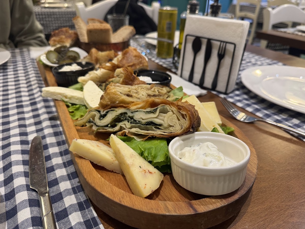 Makamona Restaurant