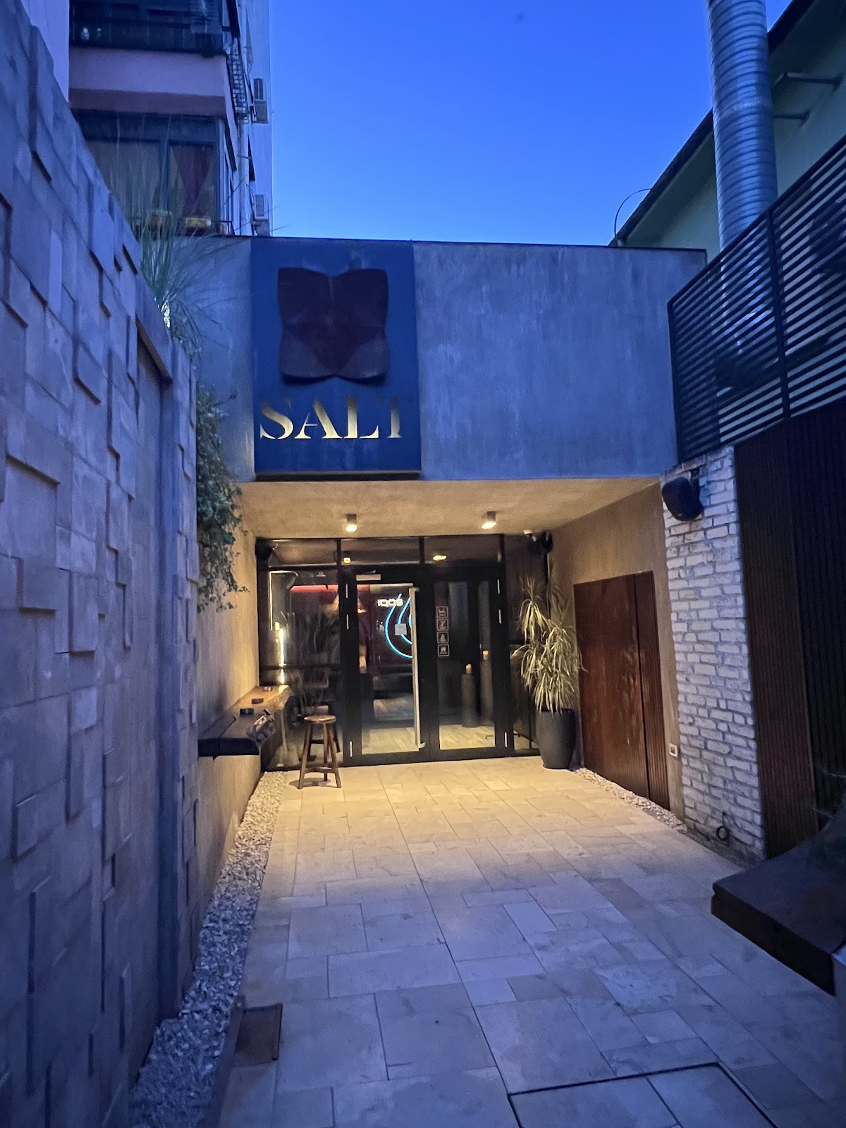 Salt Tirana