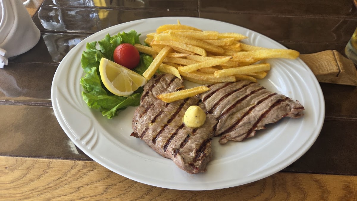 MAJA Restaurant