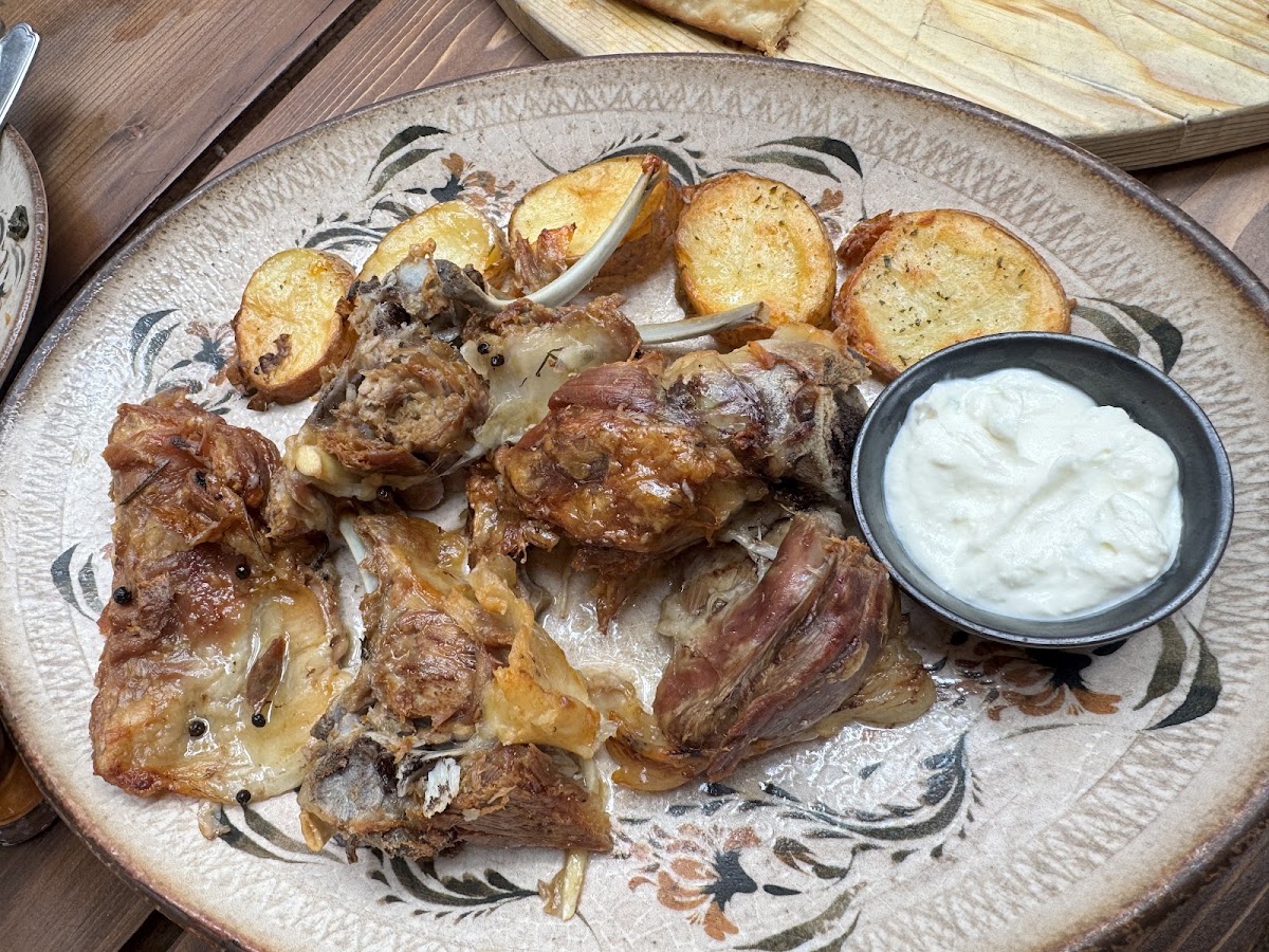 Jarna Traditional Restaurant