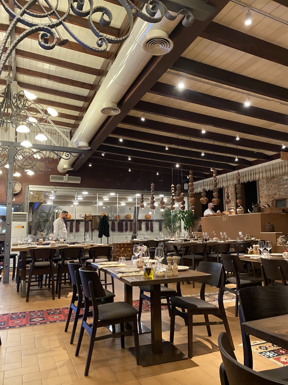 Jarna Traditional Restaurant