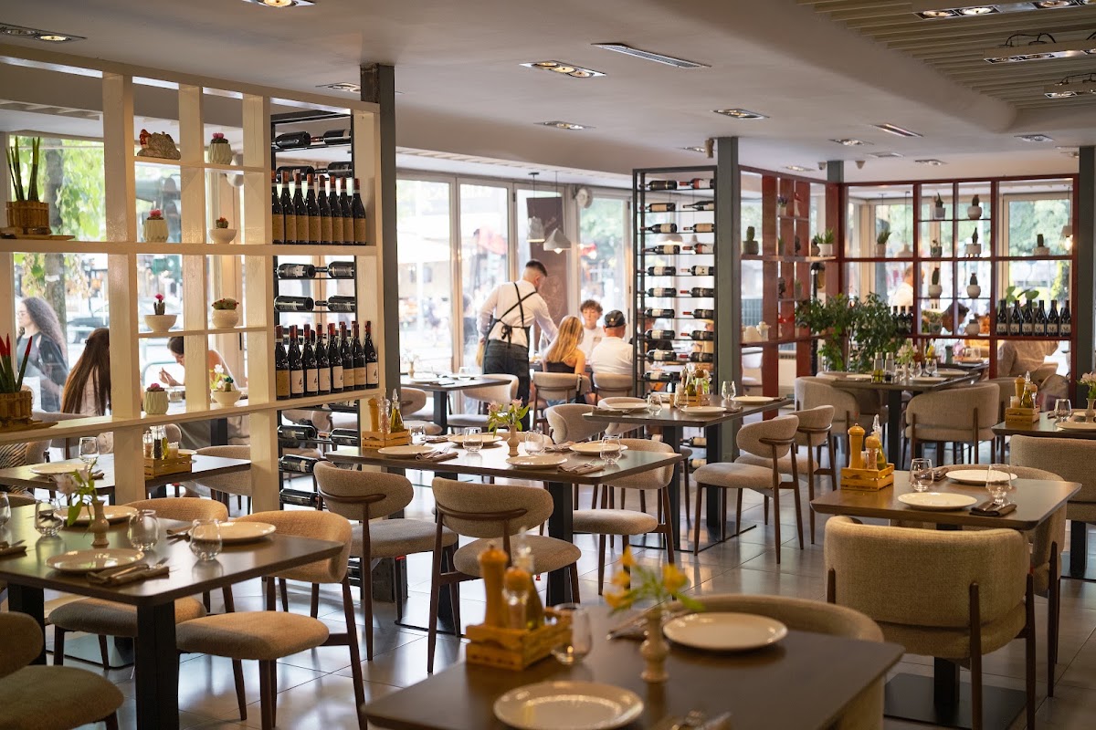 Artigiano Restaurant