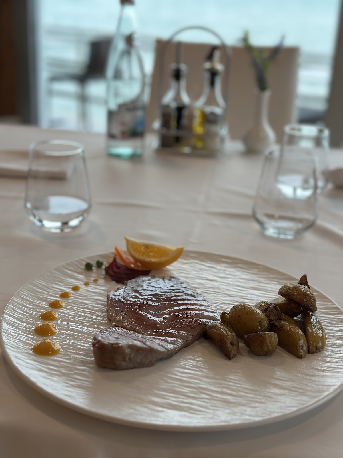 Ventus Harbor Restaurant
