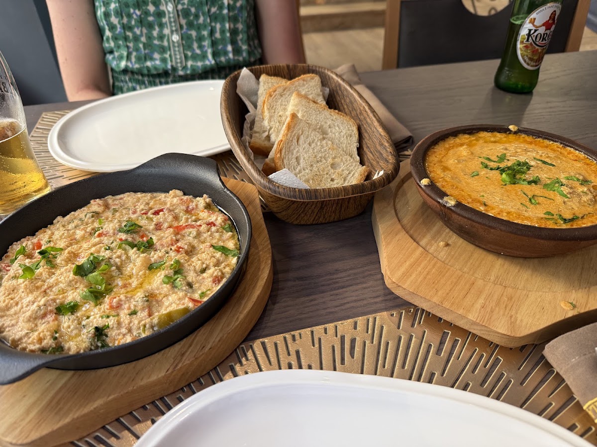 Vila Brais Albanian & Italian Cuisine