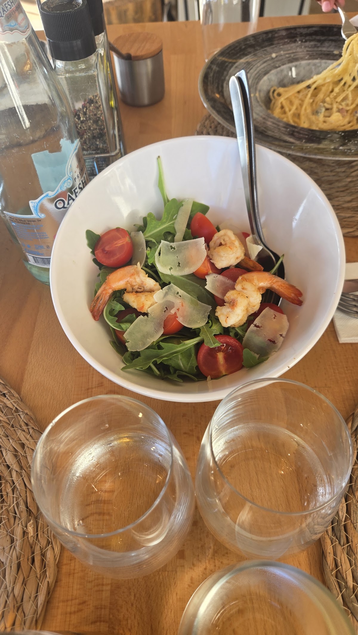 Zena Seaside Restaurant Traditional & Mediterranean Cuisine