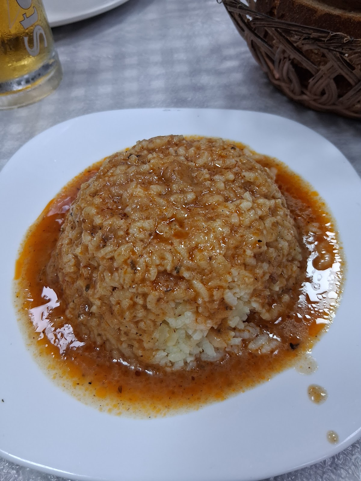 Traditional Restaurant LIRIADA