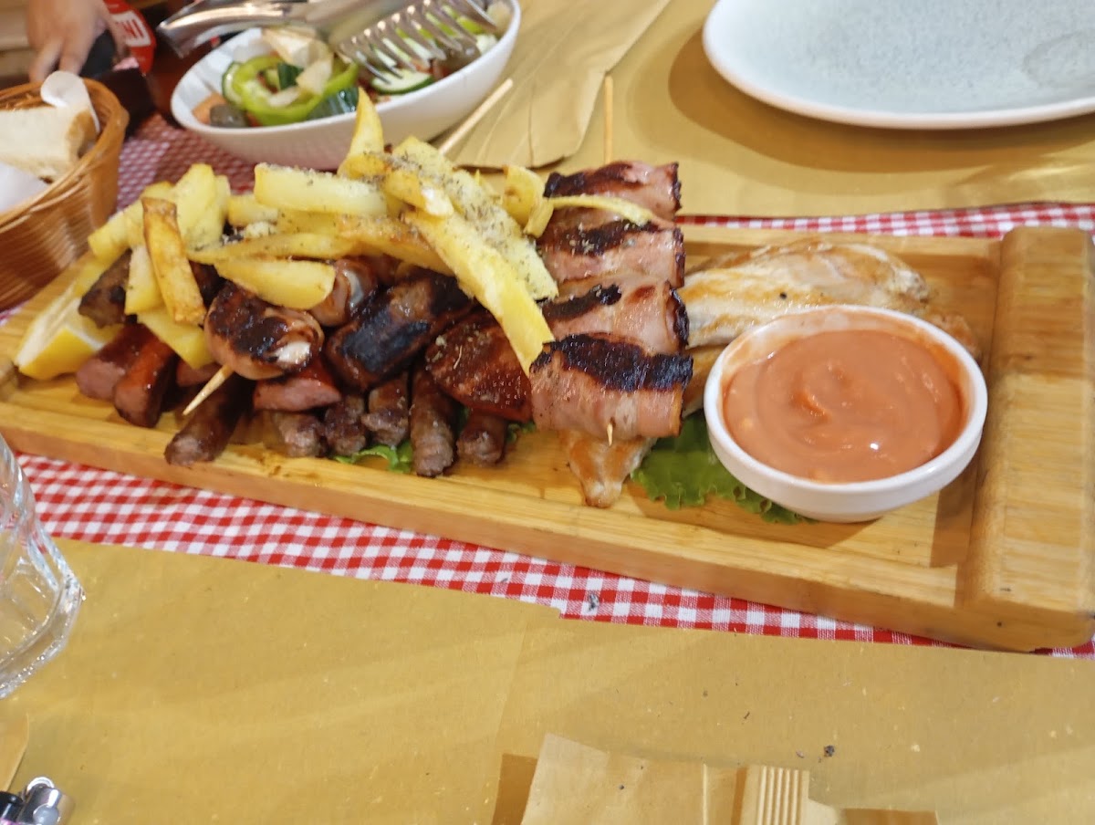 Grill & Traditional Restaurant