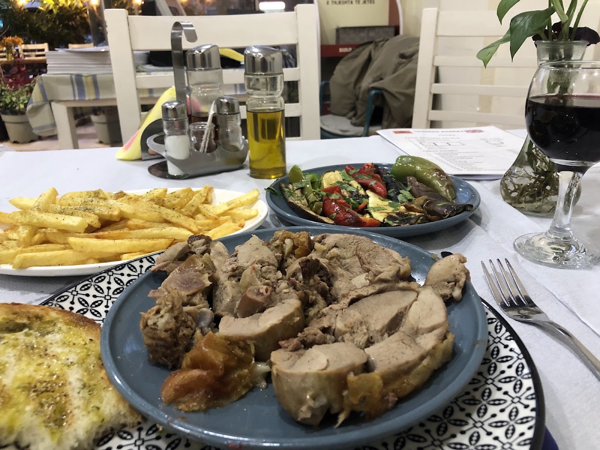 Taverna Xhakaj