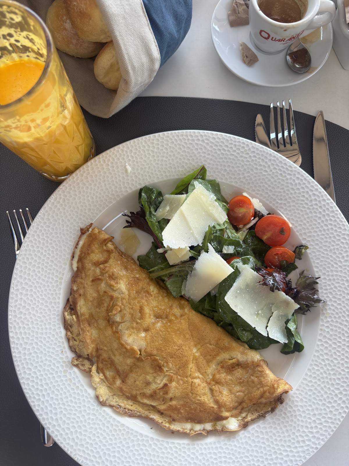 Nommos Restaurant