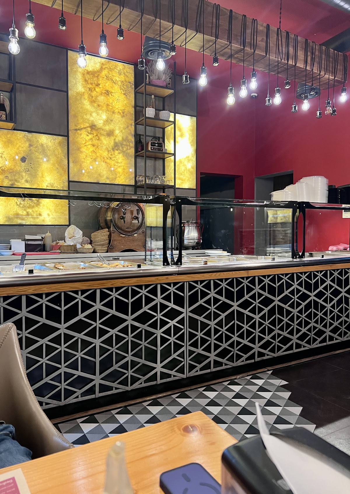 Novus Traditional-Food-Restaurant