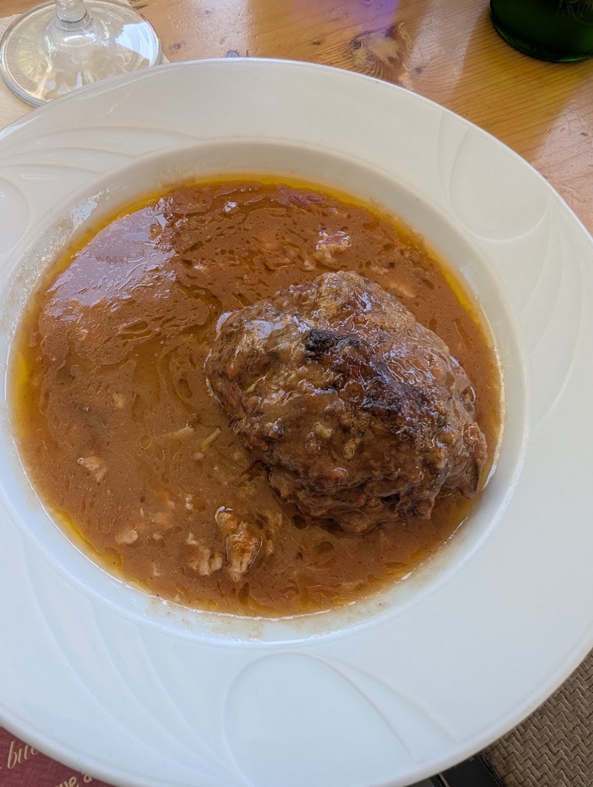 Novus Traditional-Food-Restaurant