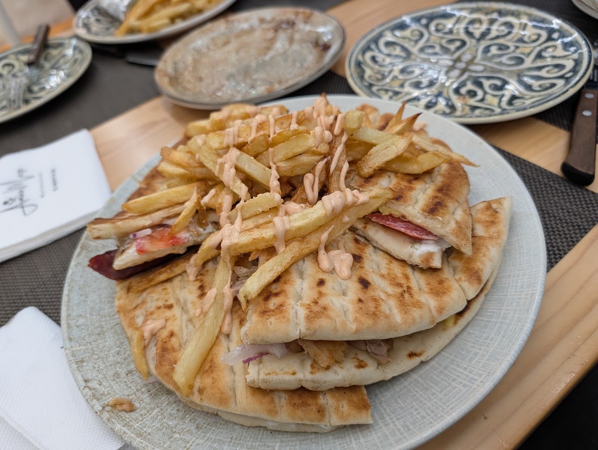 Aman Meze