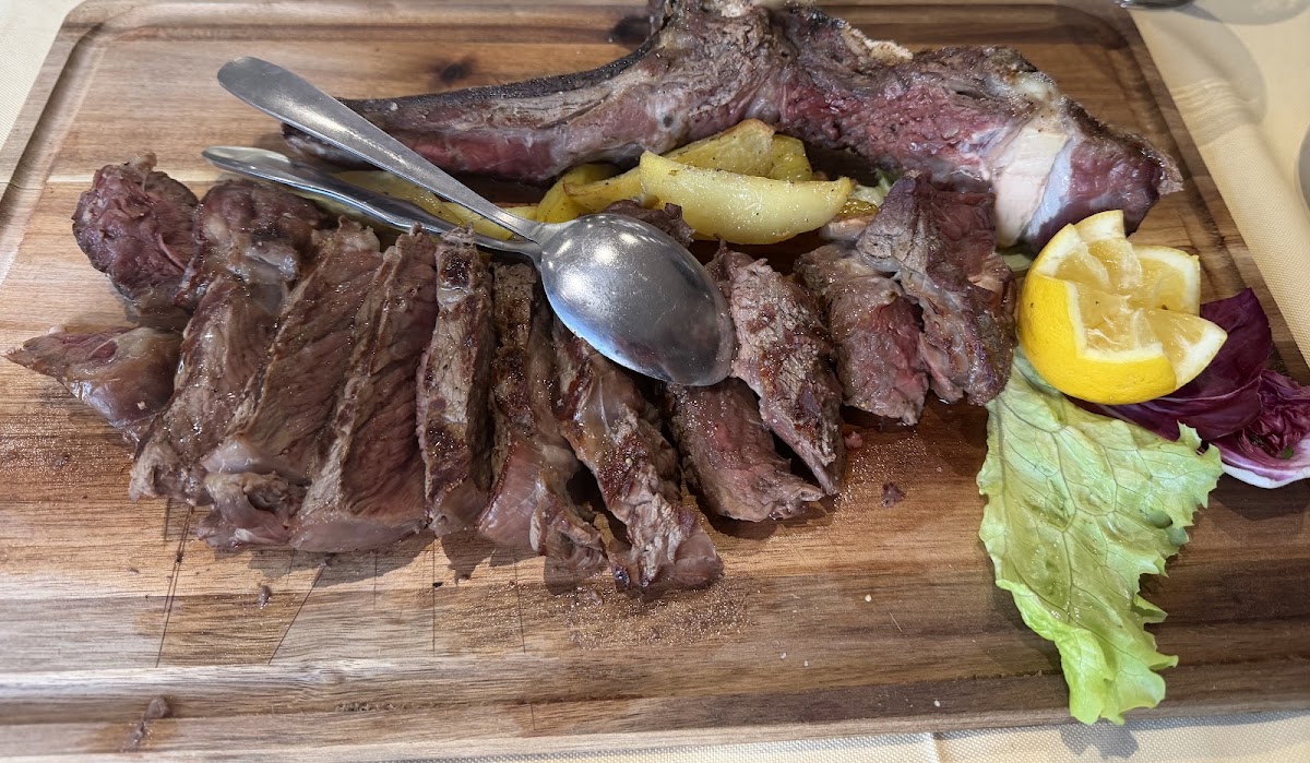 RISTORANTE MONTALCINO SHKODER ENOTECA