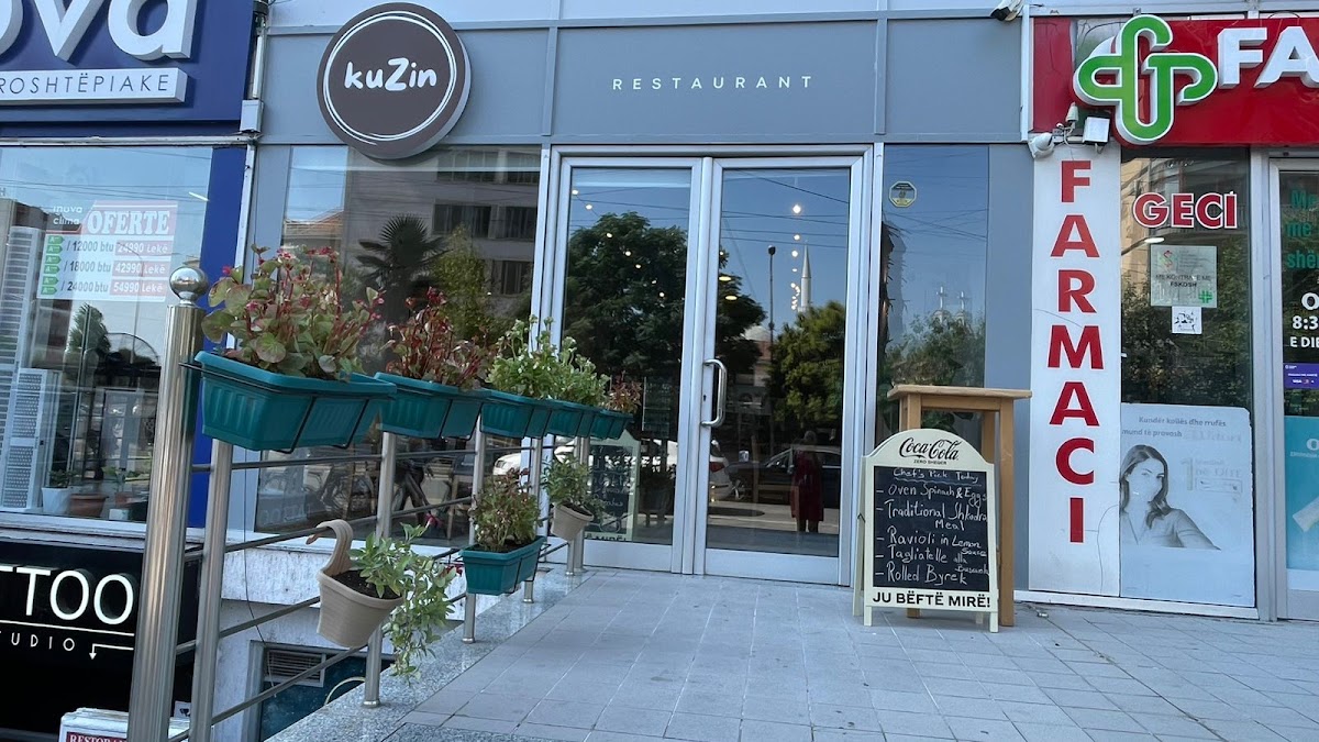 Kuzin Restaurant